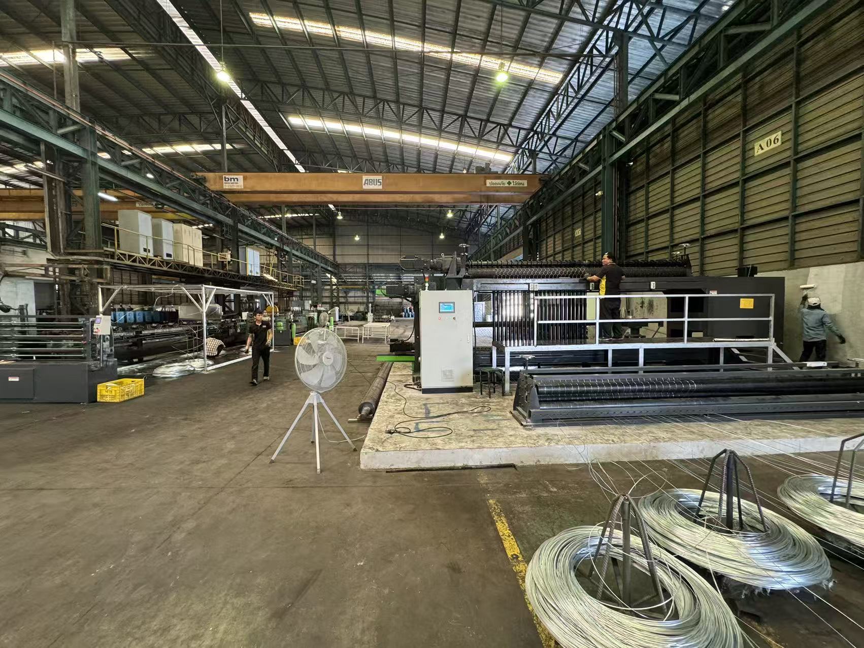 Najnowsze blogi firmy What Causes Low Output in a Gabion Mesh Machine and How Can Production Efficiency Be Improved?