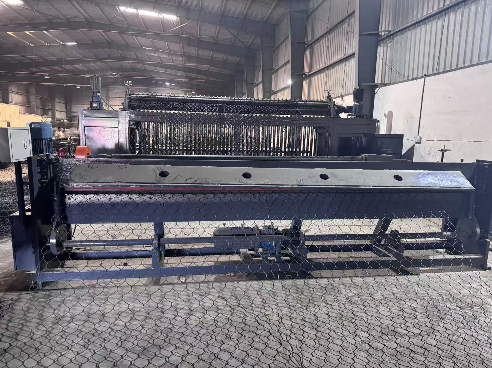 Najnowsze blogi firmy Delta Servo Gabion Mesh Machine Successfully Exported and Commissioned in India